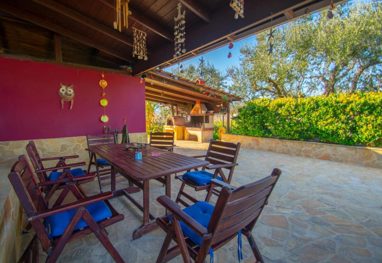 Áyios Kírikos Loukas Farm House מראה חיצוני תמונה